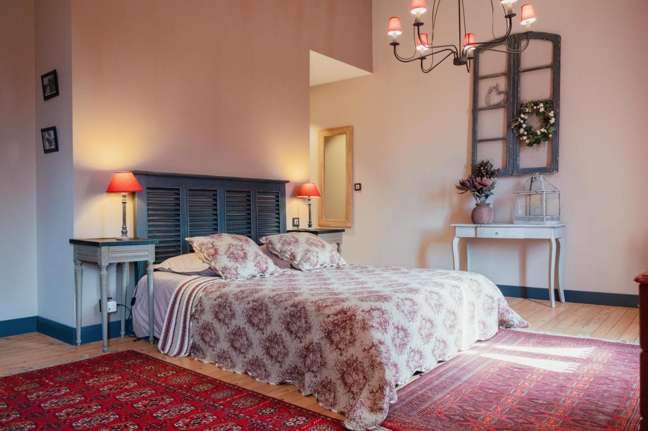 Villa 2 Pas Sages La Roche-Chalais Екстер'єр фото