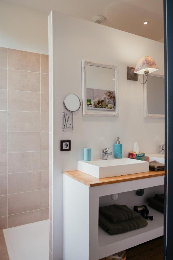 Villa 2 Pas Sages La Roche-Chalais Екстер'єр фото